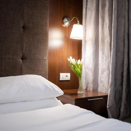 Luka De Luka Suites Belgrad Exteriör bild