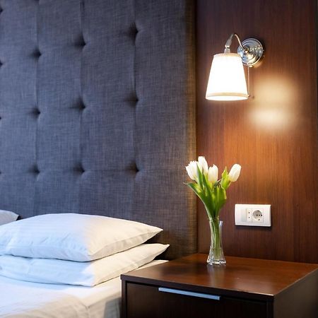 Luka De Luka Suites Belgrad Exteriör bild