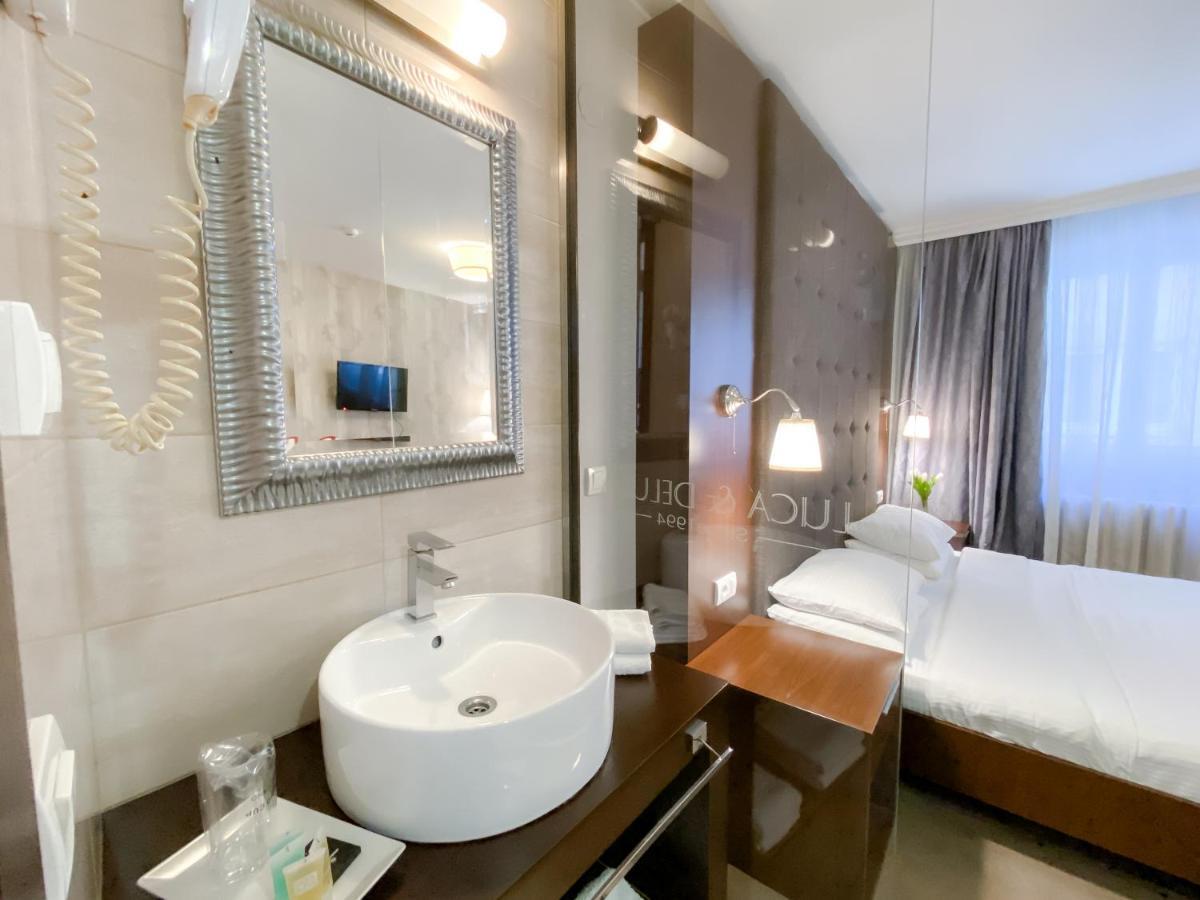 Luka De Luka Suites Belgrad Exteriör bild