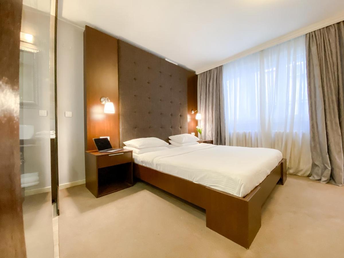Luka De Luka Suites Belgrad Exteriör bild
