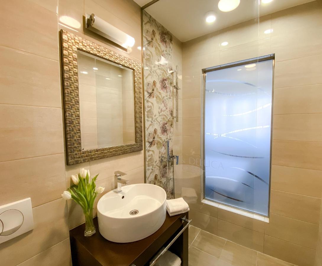 Luka De Luka Suites Belgrad Exteriör bild